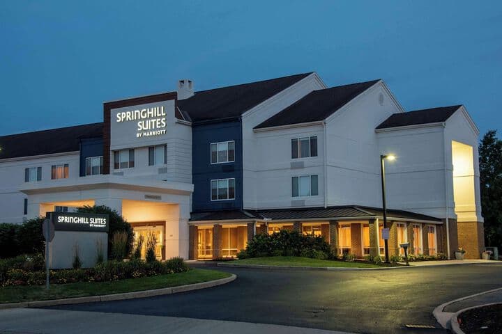 Springhill Suites by Marriott Columbus Airport Gahanna hotel exterior