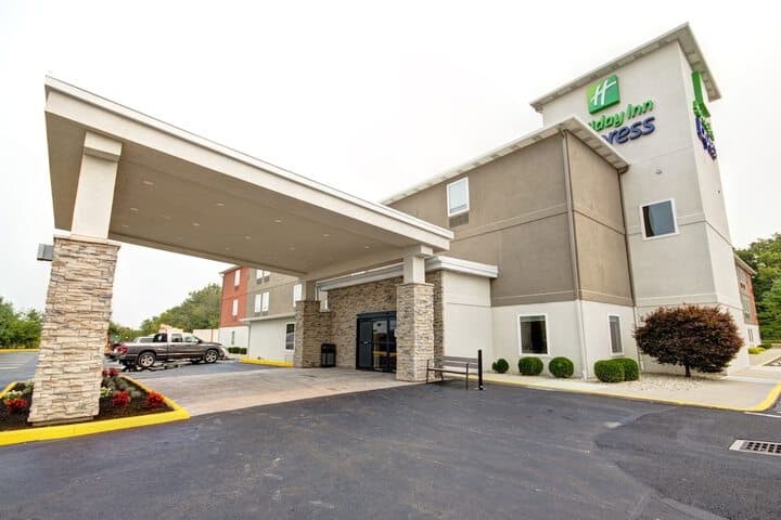 Holiday Inn Express Columbus South - Obetz by IHG hotel exterior