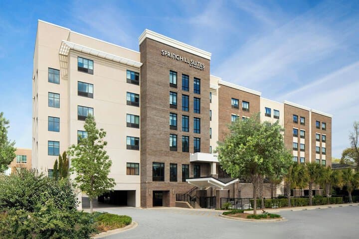 Springhill Suites by Marriott Charleston Mount Pleasant hotel exterior