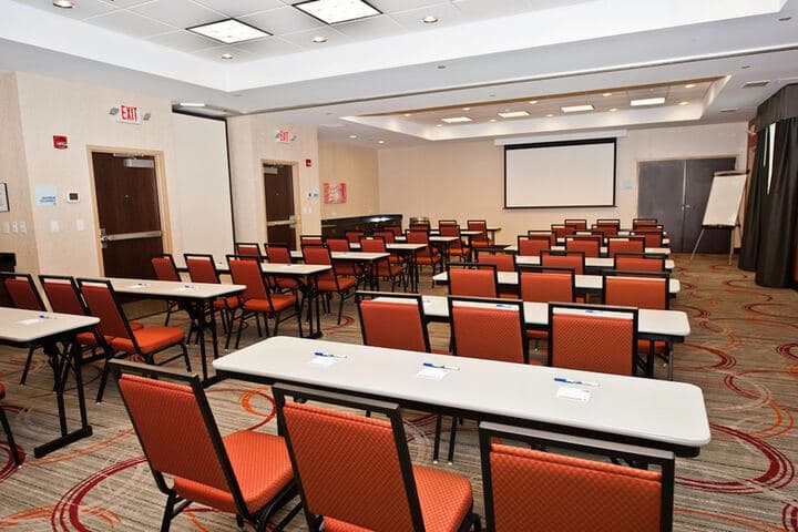 Holiday Inn Express &  Suites Columbus - Easton Area by IHG hotel exterior