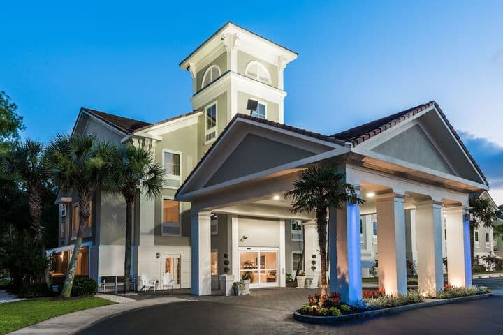 Holiday Inn Express Fairhope by IHG hotel exterior