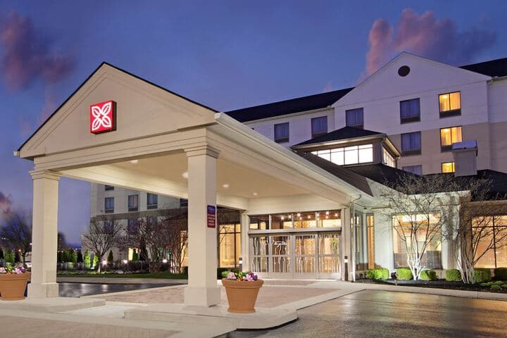 Hilton Garden Inn Columbus-University Area hotel exterior