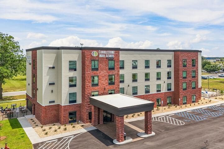 Cobblestone Hotel &  Suites - Foley hotel exterior