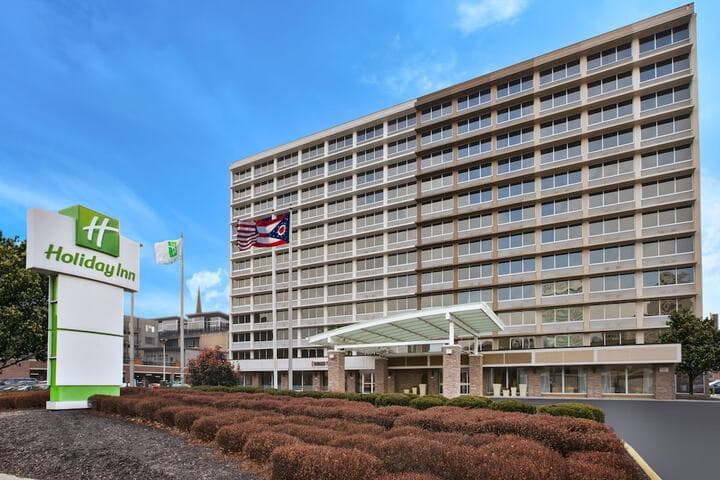 Holiday Inn Columbus Dwtn-Capitol Square by IHG hotel exterior