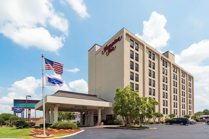 Hampton Inn Baton Rouge - I-10 &  College Dr. hotel exterior