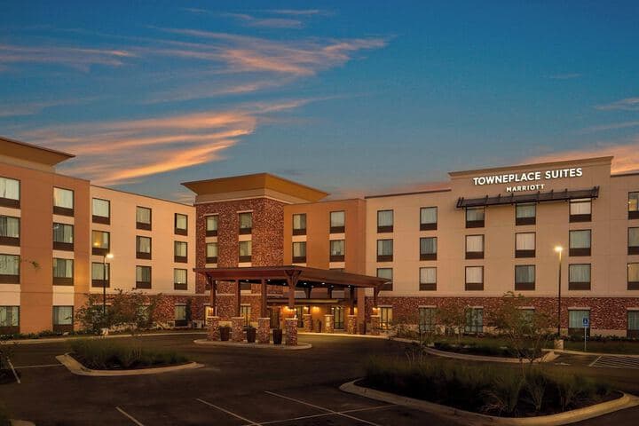 TownePlace Suites by Marriott Foley at OWA hotel exterior