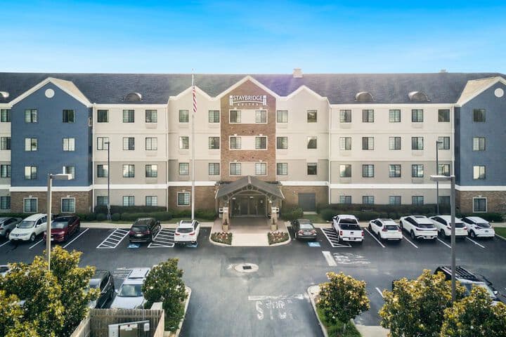 Staybridge Suites Gulf Shores by IHG hotel exterior