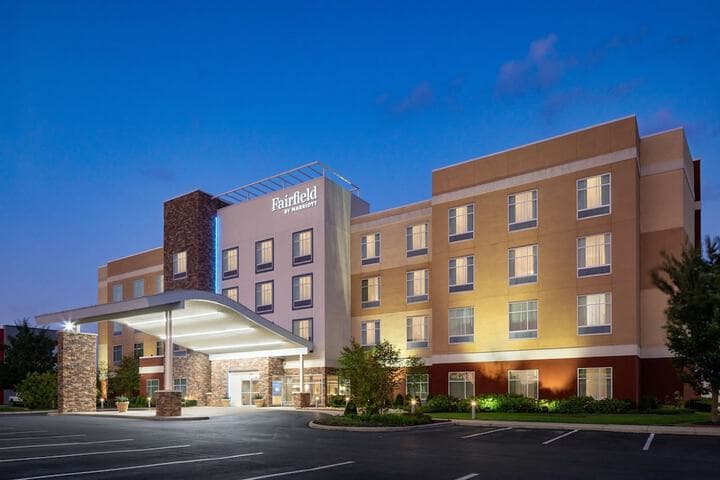 Fairfield Inn &  Suites by Marriott Columbus Dublin hotel exterior